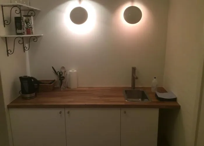 Idyllisk Anneks, Hvor Lejer Har Eget Hus. Hébergement de vacances Vejle